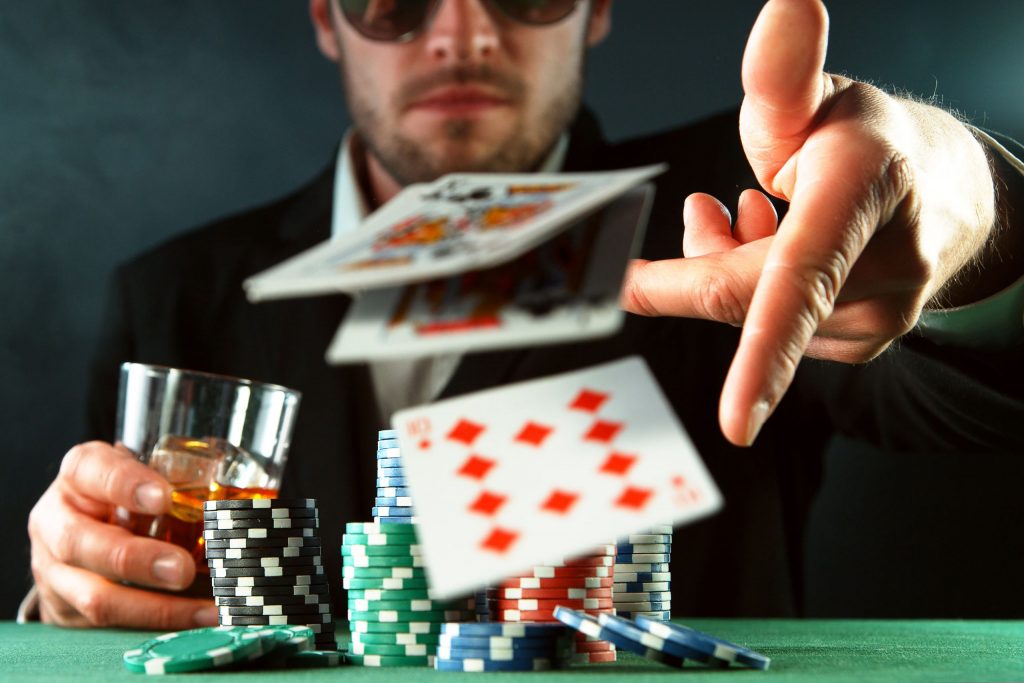 Tips for Online Poker Players